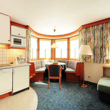 Austria.4 Apartamento *